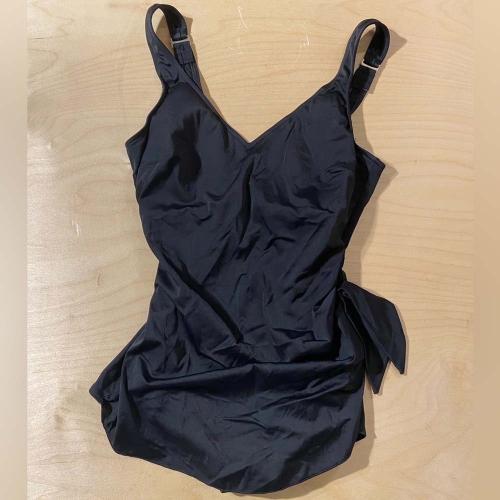 L.L. Bean One Piece Swimsuit Size 10 Long (PE)